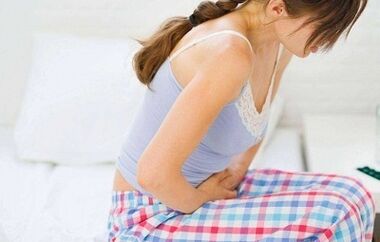 Zystitis verursacht bei Frauen